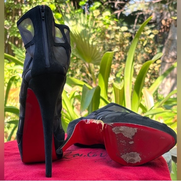 Louboutin altarakna black suede mesh ankle booties heeled platform peep toe - Picture 3 of 7